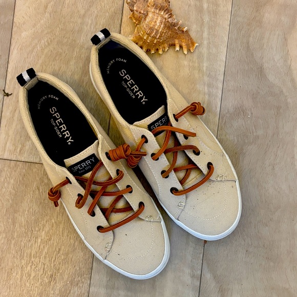 Sperry Beige Canvas Sneakers with Brown Laces - Picture 1 of 6